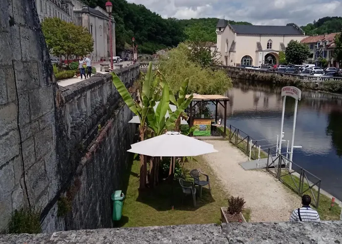 Magic Couples Only One Level Spacious *