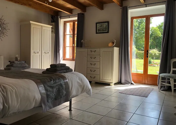 Magic Couples Only One Level Spacious