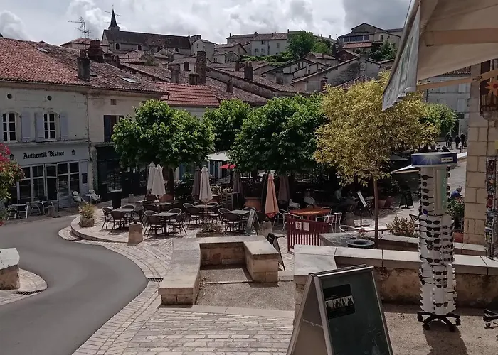 Casa vacanze Magic Couples Only One Level Spacious Courgeac